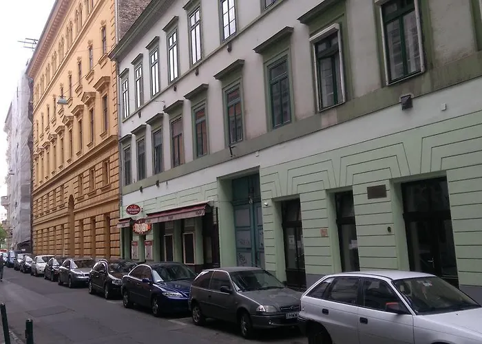 Maximum Downtown - Minimal Feeling Apartament Budapesta